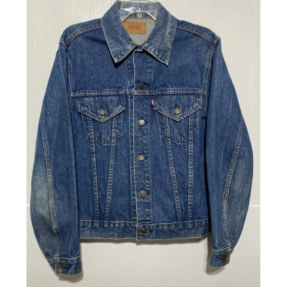 Vtg Levis Trucker Denim Jean Jacket Type III 70505 0217 Size 40 USA Medium Wash